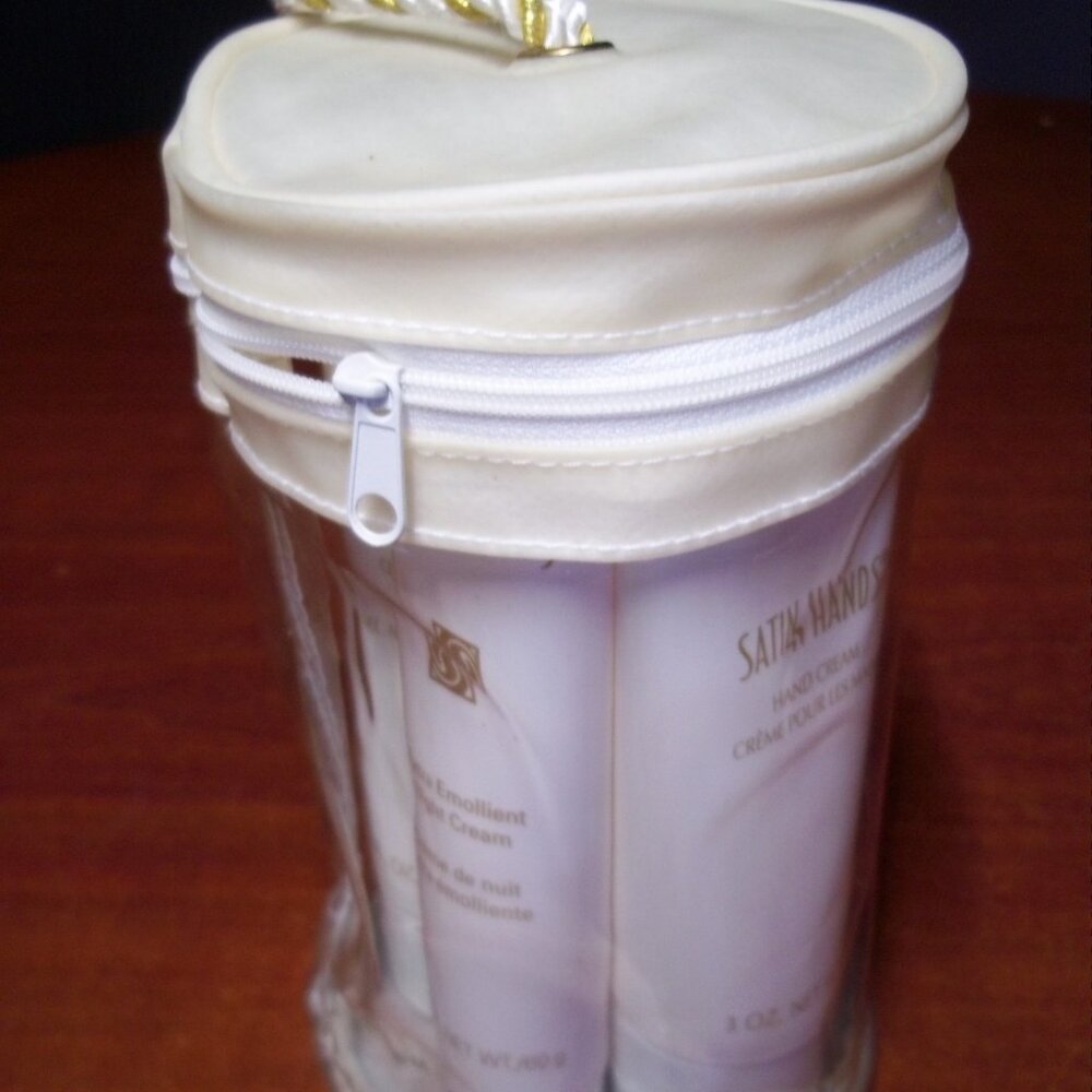 Mary Kay Satin Hands Pampering Set Cleansing Buffing Night Cream & Hand Gel NEW